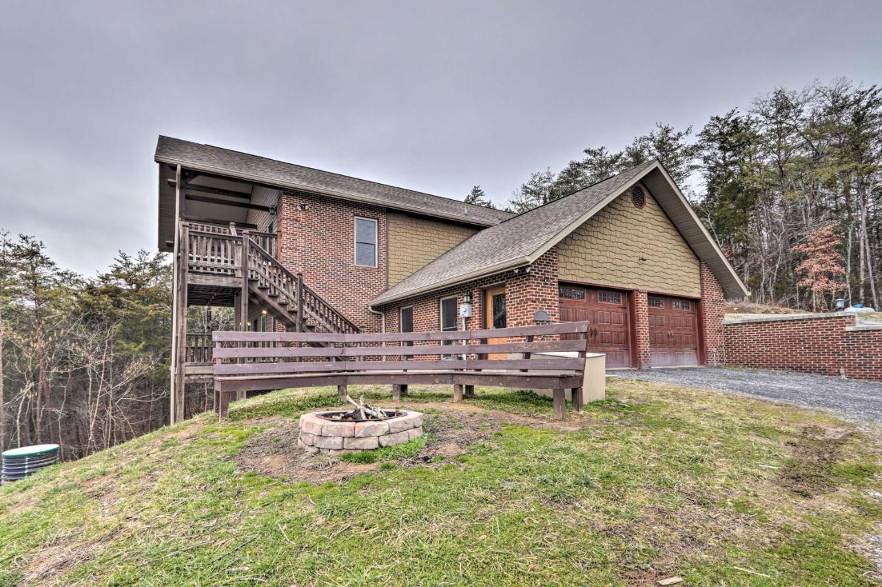 Pet-Friendly Smoky Mountain Retreat With Game Room! Sevierville Exterior photo